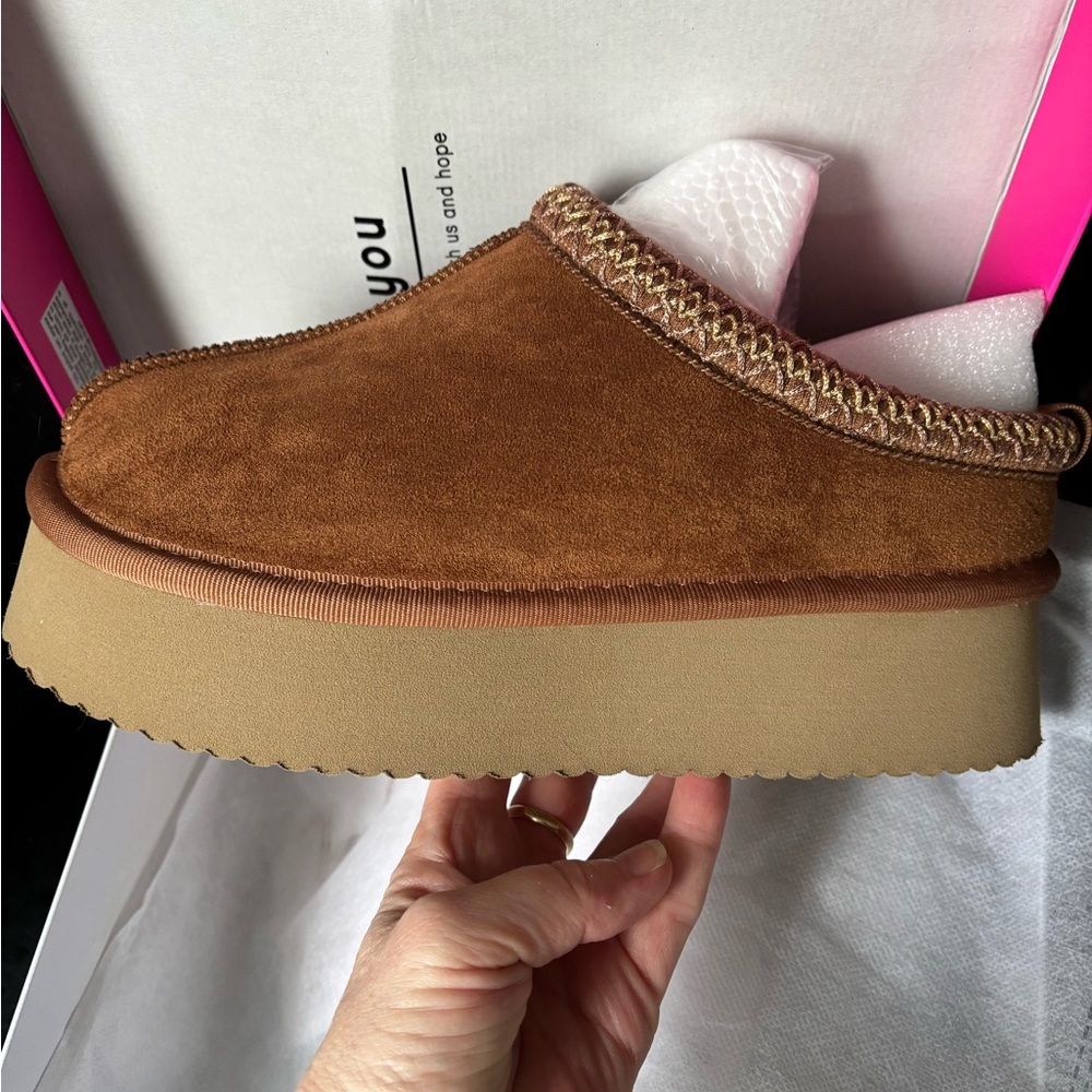 Corky’s Pillow Top Booties
